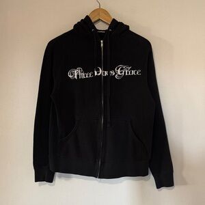 Vintage Three Days Grace Zip Up Hoodie / Small / 2010